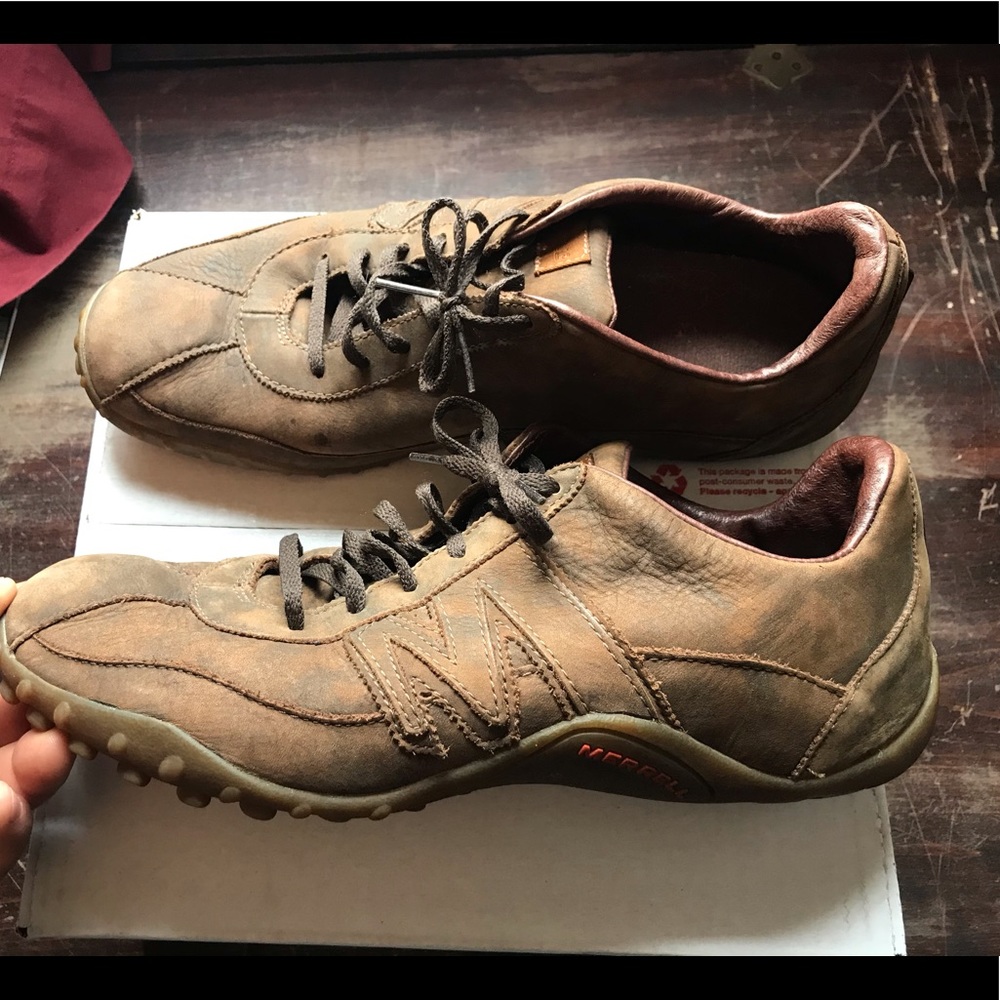 Men’s Merrell Brown Leather Low Top Sneakers